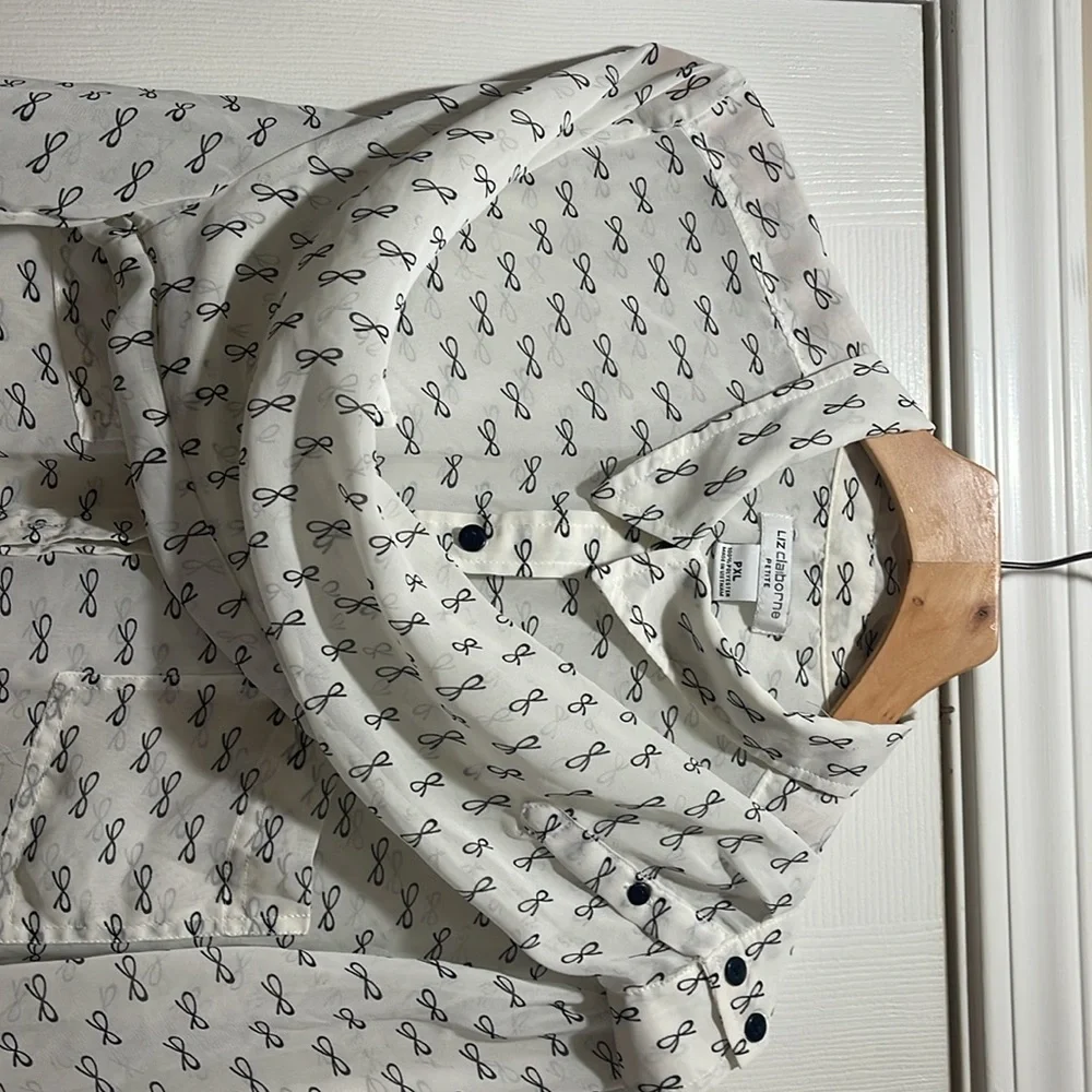 Liz Claiborne White Sheer Button-Up Blouse with Black Bow Pattern Size PXL - Picture 3 of 4